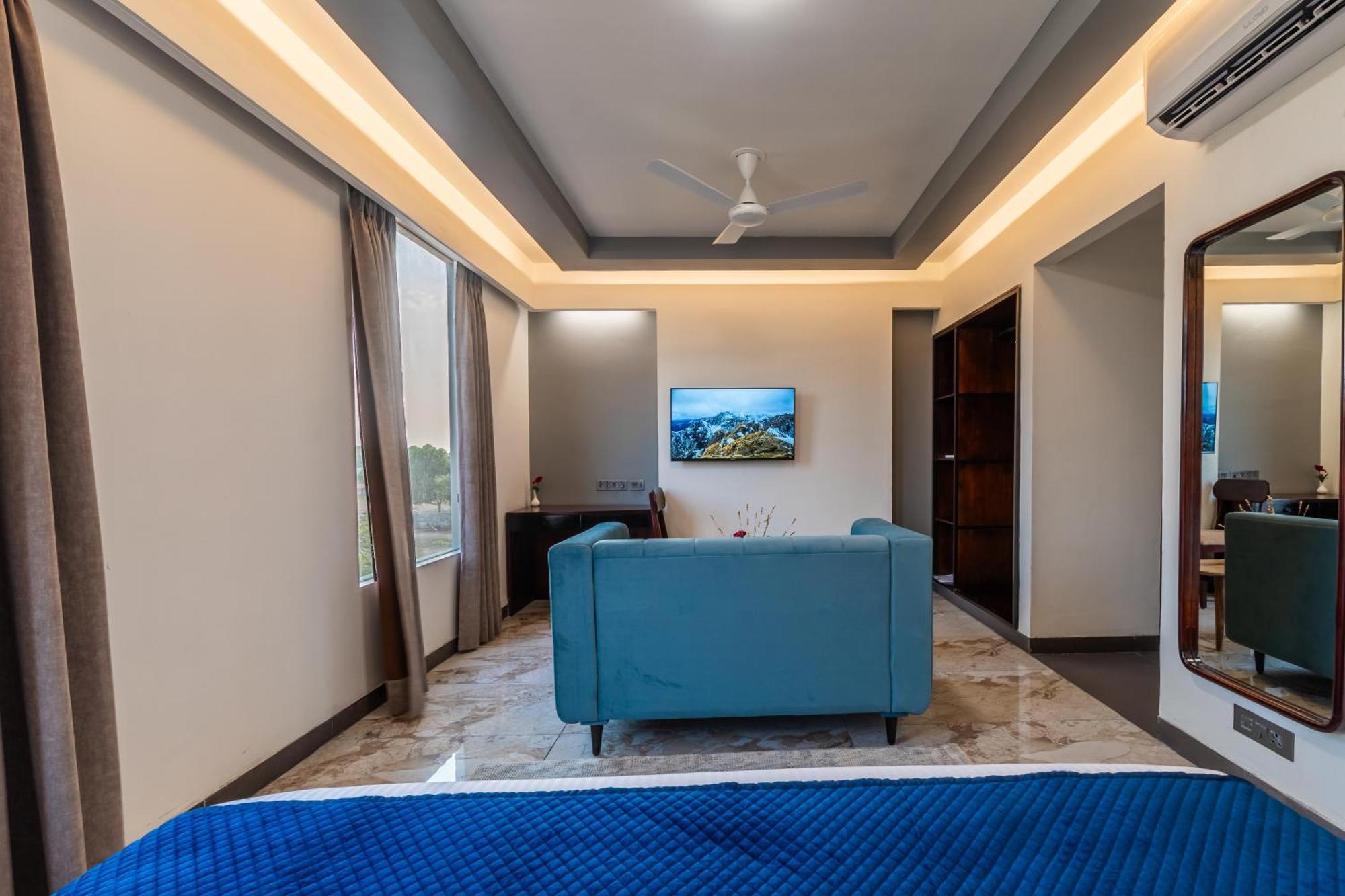 Clarks Inn Suites Jaipur Extérieur photo